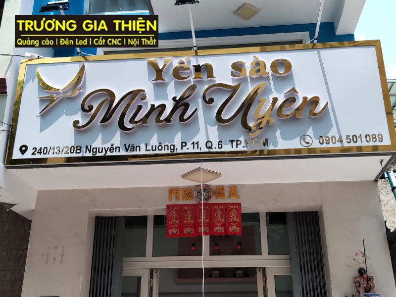 Chữ mica hút nổi mạ crom tạo hiệu ứng kim loại sang trọng