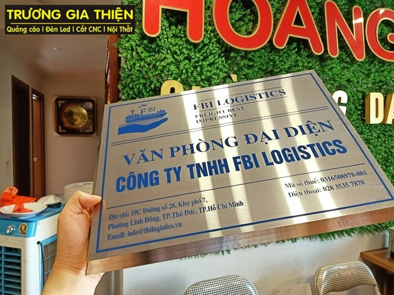Mẫu bảng hiệu công ty được nhiều khách hàng yêu thích
