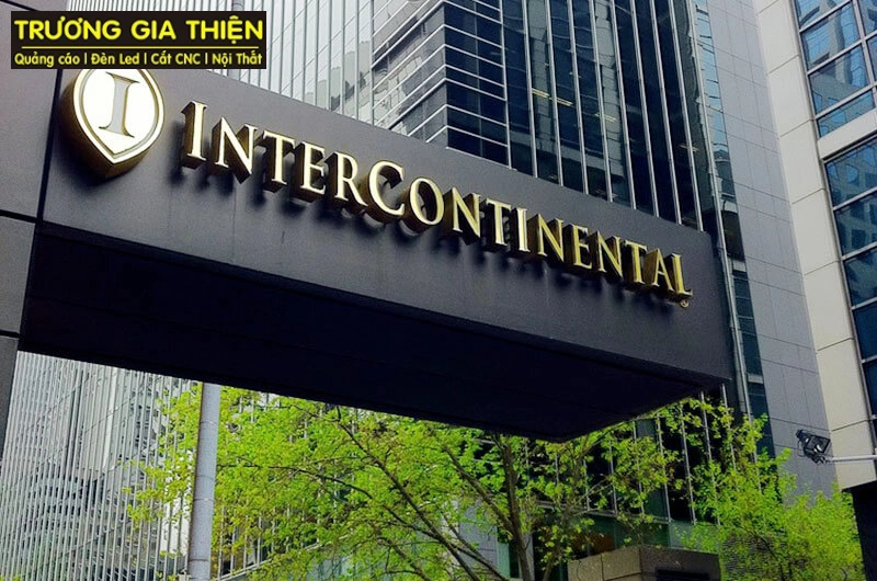 Mẫu bảng hiệu công ty lớn được thiết kế chữ nổi bảng inox