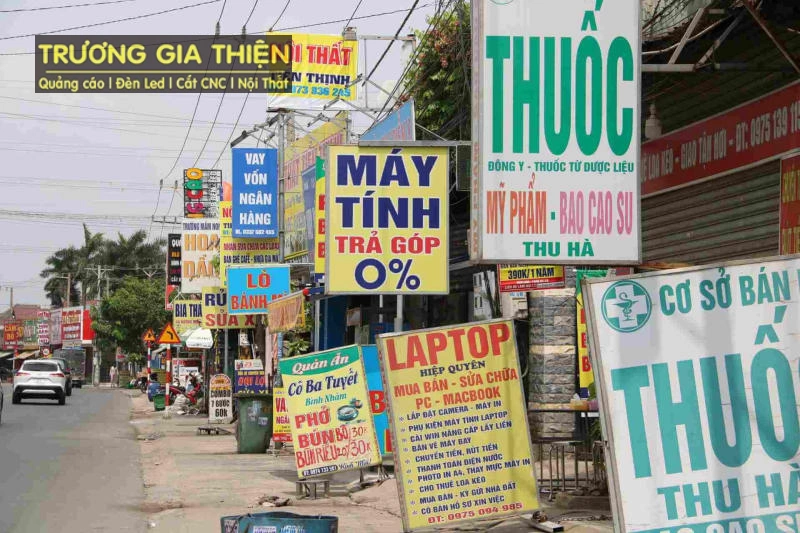 Bảng hiệu đơn giản nhưng đủ sức lan tỏa hình ảnh thương hiệu.