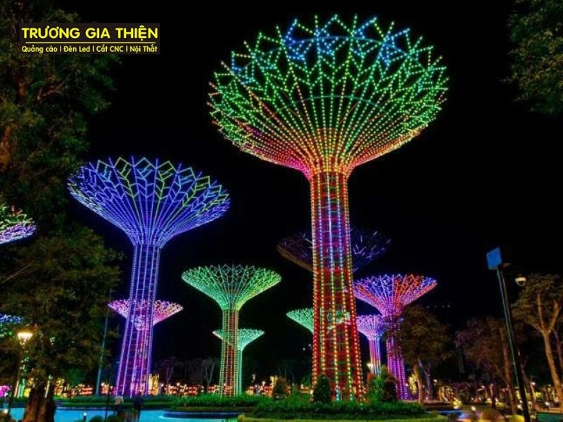 Artwork trang trí tạo điểm nhấn tại các nút thông tin quan trọng trong thành phố