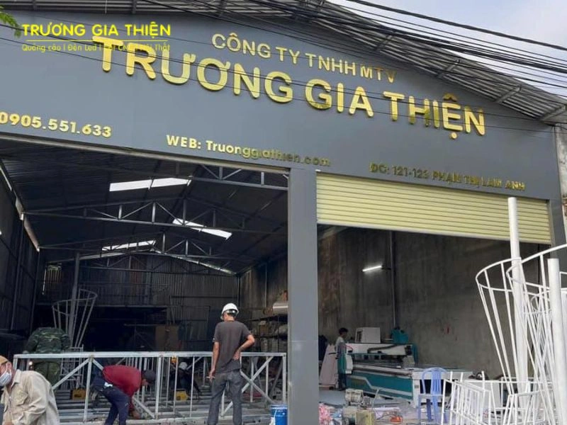 Trương Gia Thiện chuyên làm biển quảng cáo alu chữ nổi​