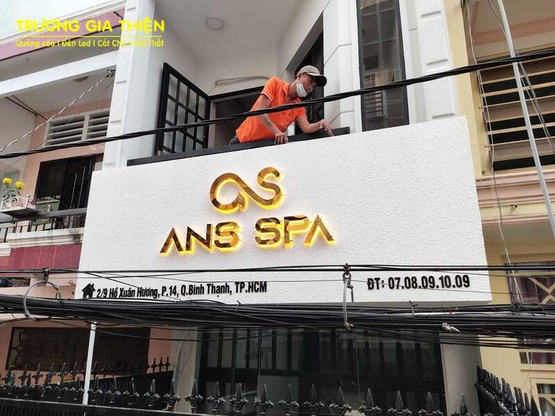 Chữ inox vàng gương sáng chân