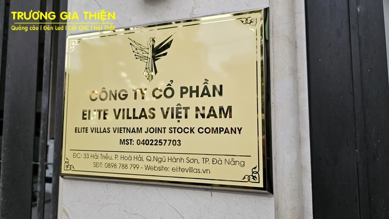Bảng tên công ty inox phải thể hiện đầy đủ các thông tin