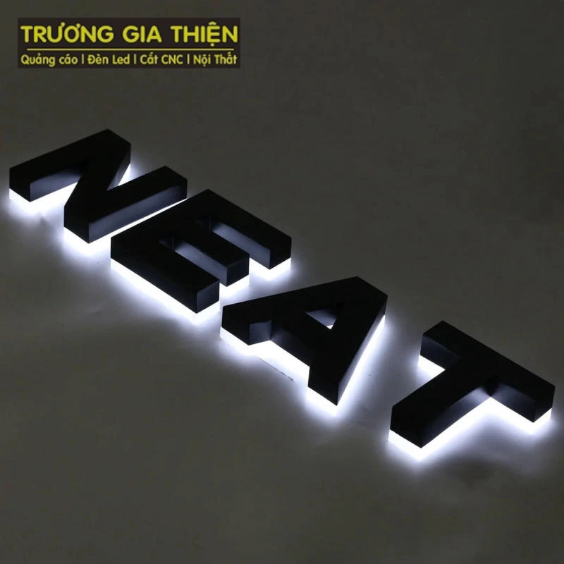 Chữ inox đen bóng sang trọng