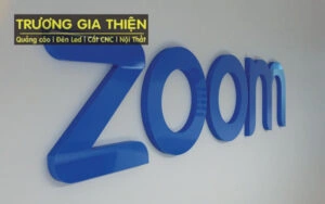 Bảng hiệu mica: Thông tin chi tiết A-Z, ưu điểm & các loại phổ biến