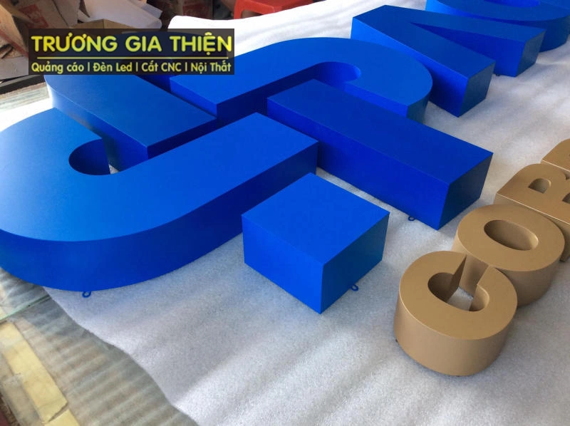 Chữ inox sơn hấp nhiệt là loại chữ nổi làm từ thép không gỉ