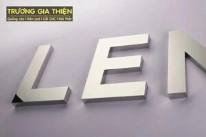 Chữ Inox Trắng Bóng: Sang Trọng, Cao Cấp