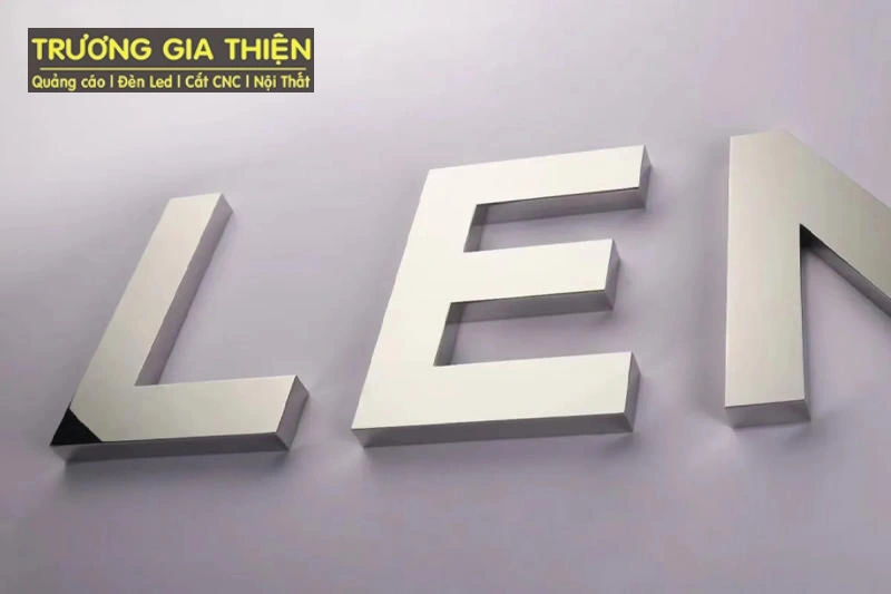 Chữ Inox Trắng Bóng: Sang Trọng, Cao Cấp