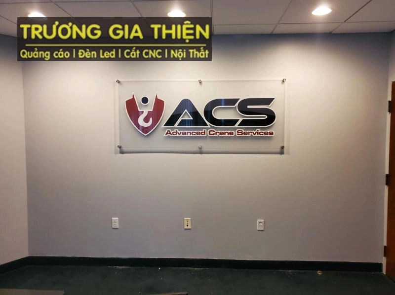 Mica uốn nổi sang trọng trên mặt tiền