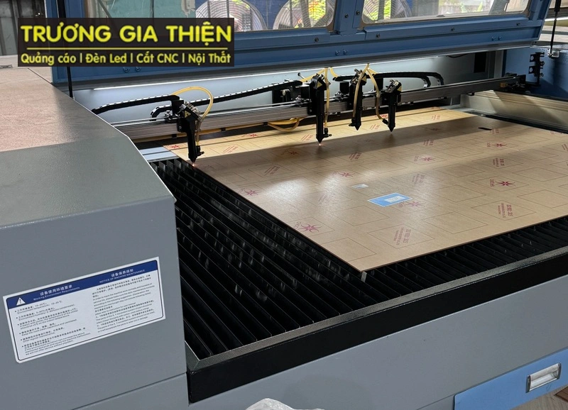 Trương Gia Thiện - Cắt CNC Mica: Phay 3D sắc nét