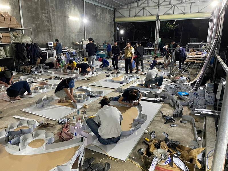 Trương Gia Thiện có xưởng sản xuất trực tiếp ra nhiều mẫu đèn led trang trí đô thị đẹp mắt